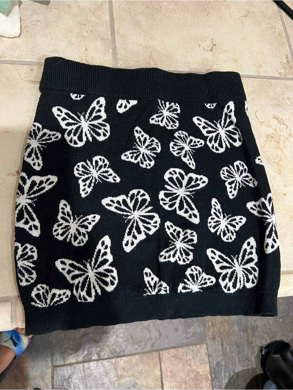 art class Black and White Butterfly Knit Skirt
